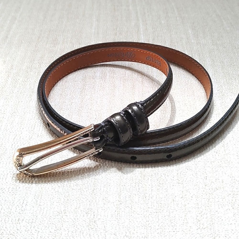 Brighton Thin Patent Leather Belt in Gunmetal Gray Silver Etched Buckle